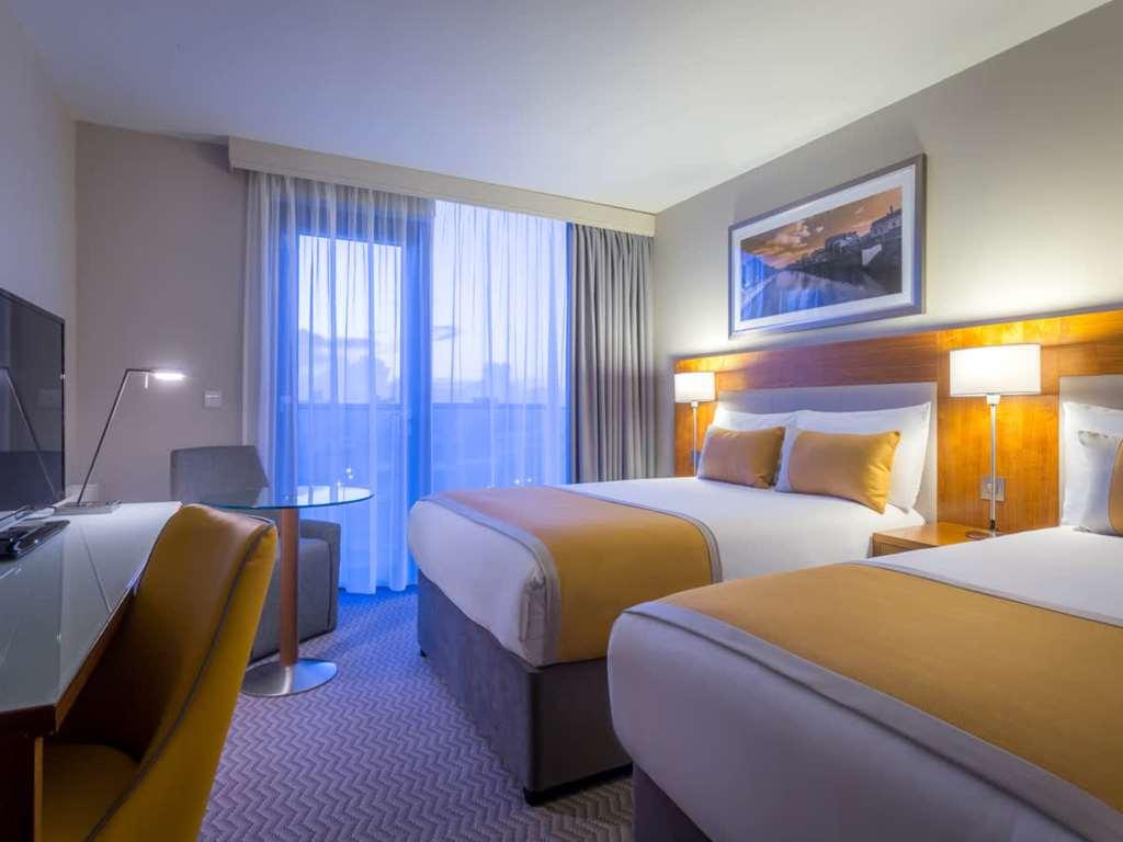 Maldron Hotel Portlaoise Room photo